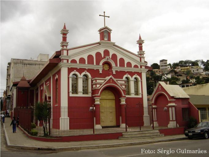 Vista da fachada do Santuário Senhor Bom Jesus em Teófilo Otoni